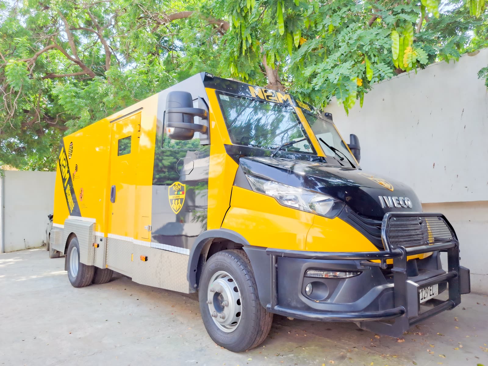 Fourgon blindé de transport de fonds N2M Sécurité